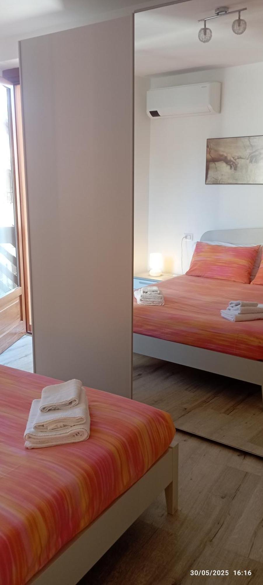 Villa Casa Caterina Riva di Solto Habitación foto